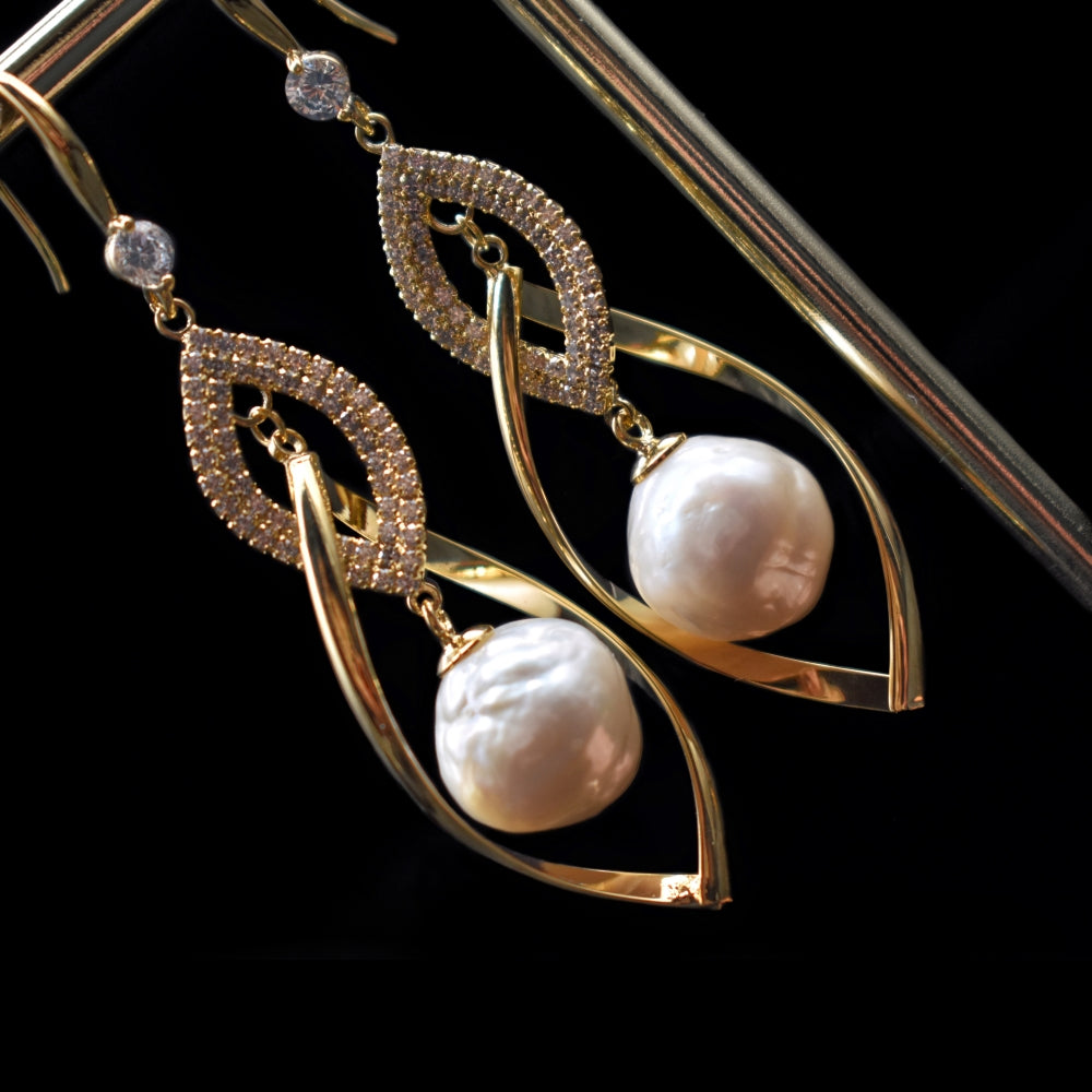 Freshwater Pearl Hook Earrings - Eugenie - Akuna Pearls