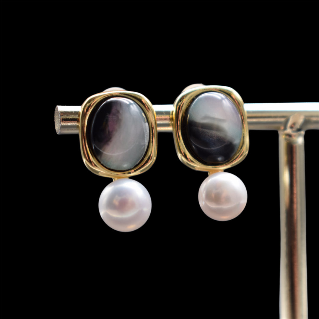 Freshwater Pearl Stud Earrings - Black Shell - Akuna Pearls