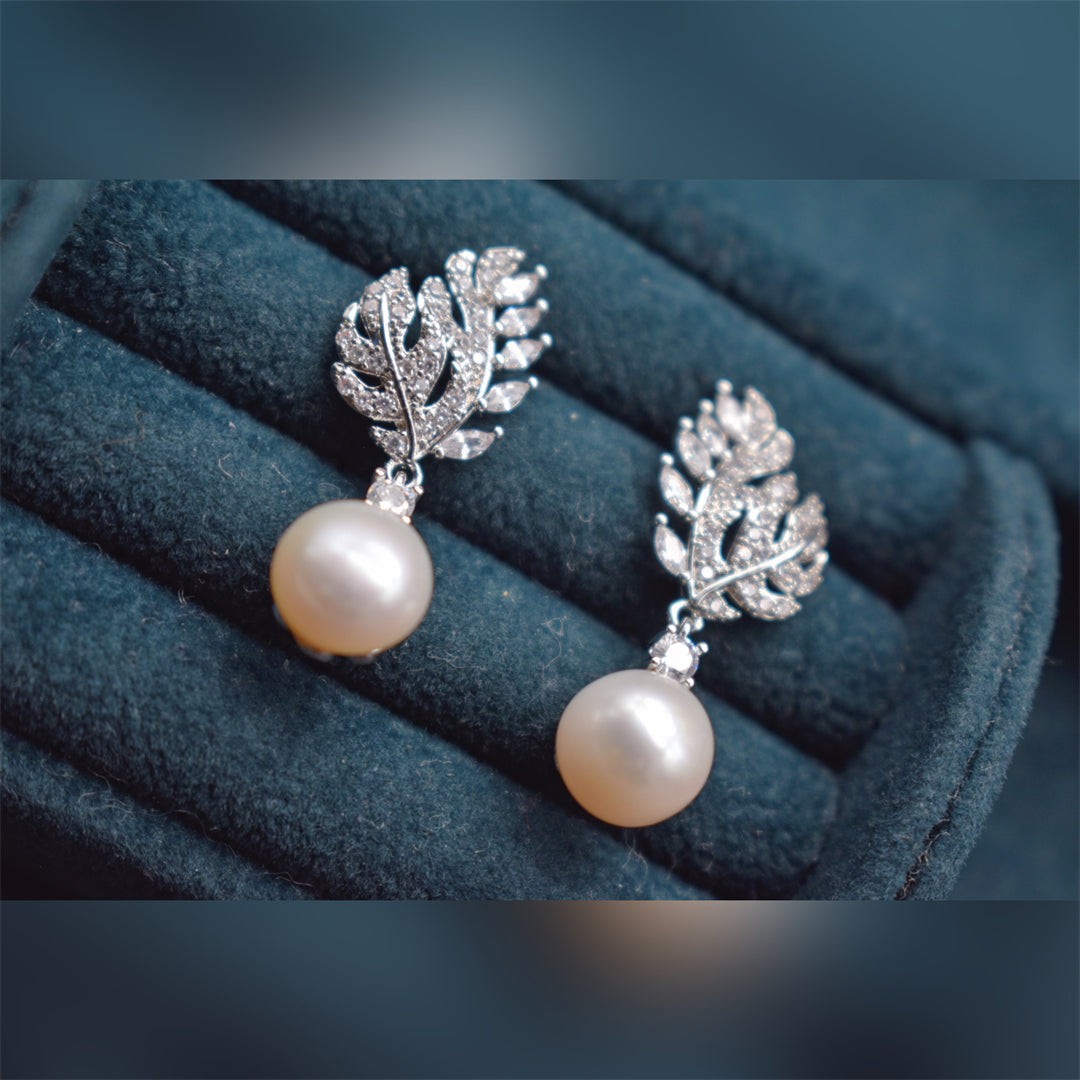 Freshwater Pearl Stud Earrings - Feather - Akuna Pearls