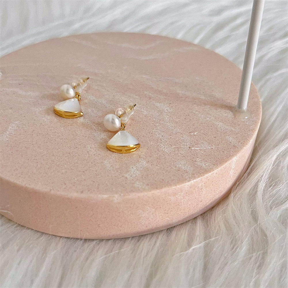 Freshwater Pearl Stud Earrings - Fan - Akuna Pearls