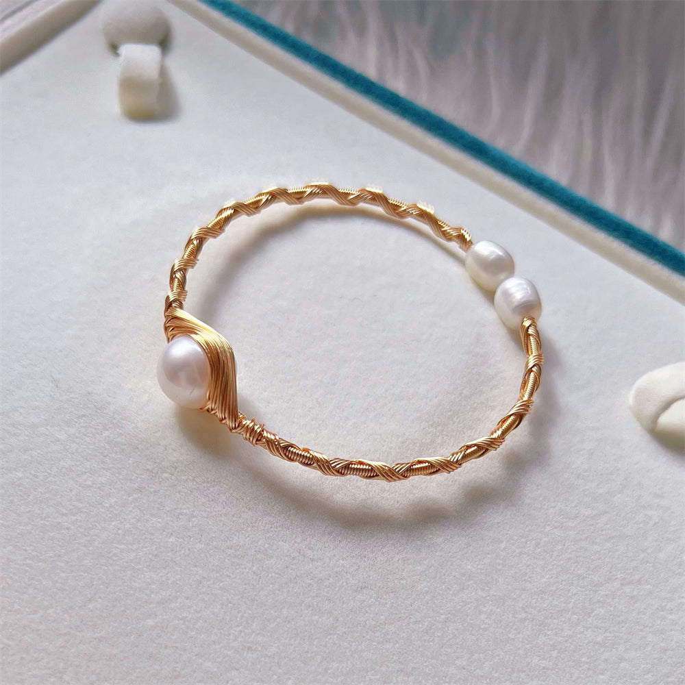 Freshwater Pearl Bangle - Samantha - Akuna Pearls