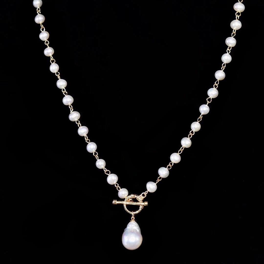 Freshwater Pearl Necklace - Laurentia - Akuna Pearls