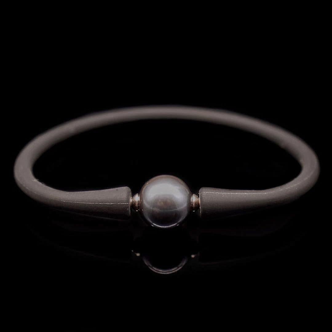 Freshwater Pearl Silicon Bracelet - Willa - Akuna Pearls