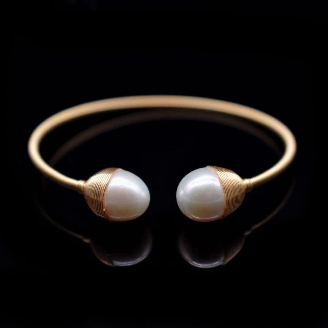 Freshwater Pearl Bangle - Lavinia - Akuna Pearls