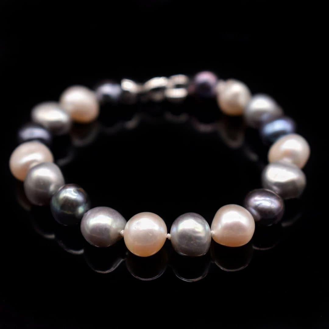 Classic Freshwater Pearl Bracelet Side Flatted - Rama - Akuna Pearls