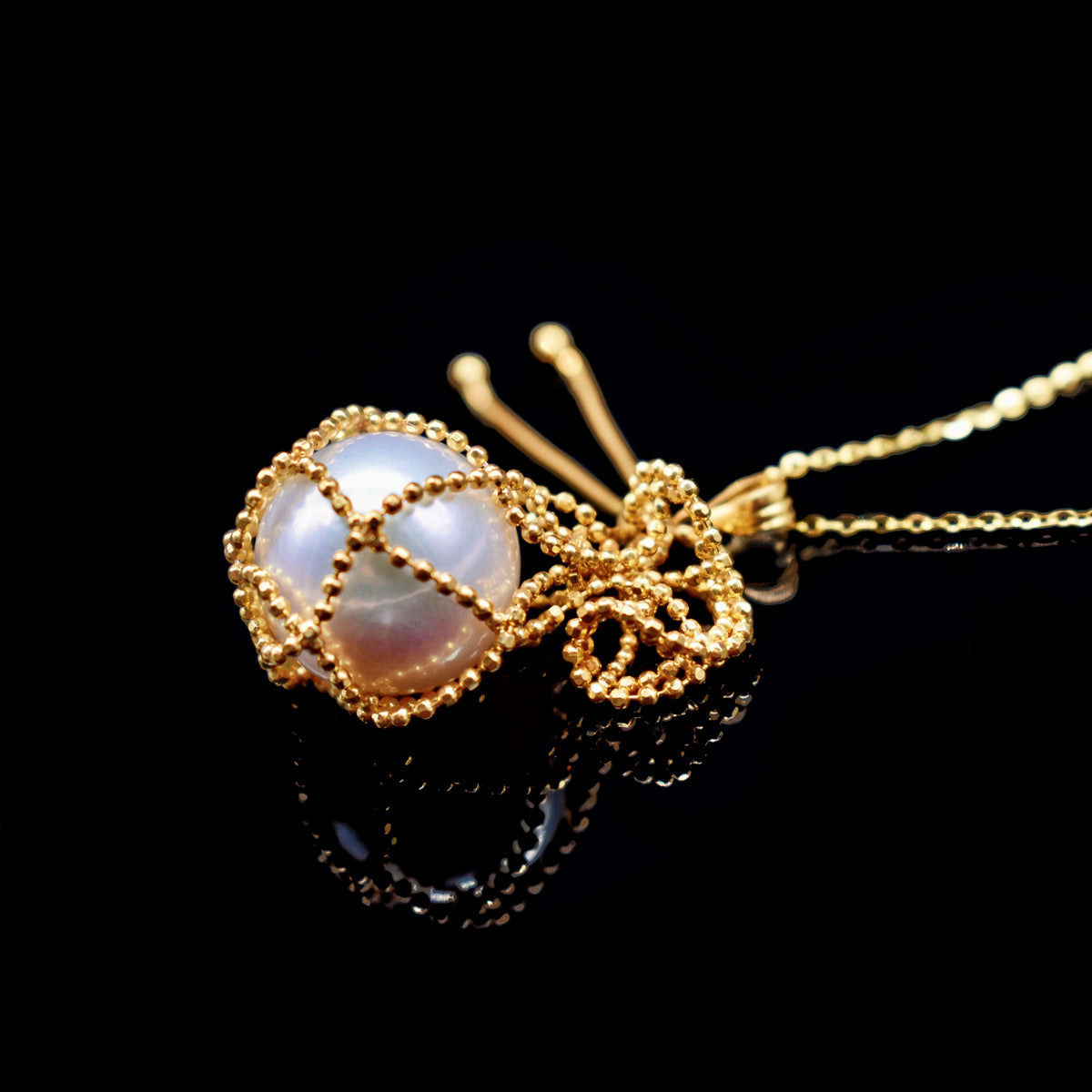 Freshwater Pearl Pendant - Alumuna - Akuna Pearls