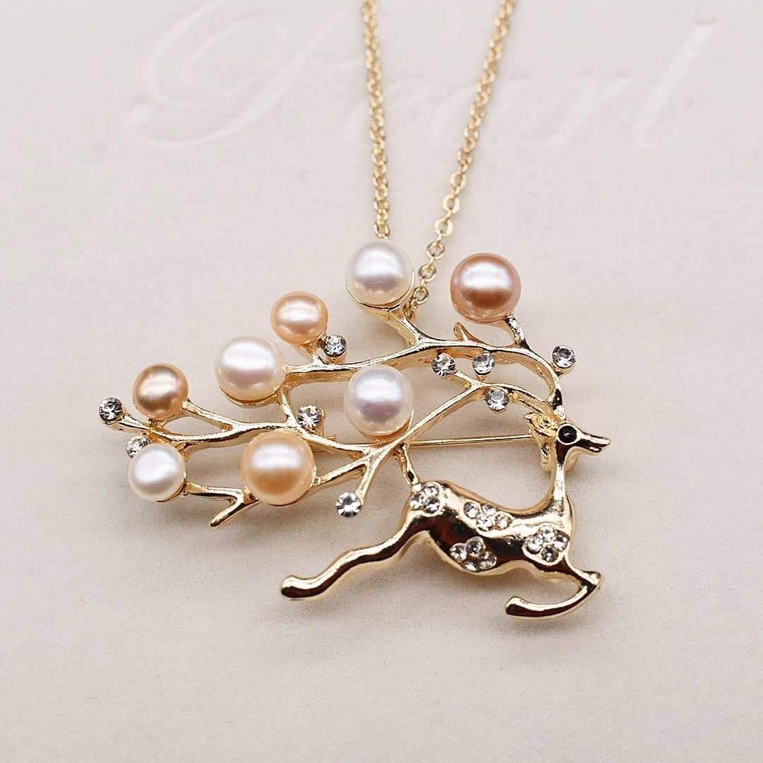 Freshwater Pearl Brooch - Deer - Akuna Pearls