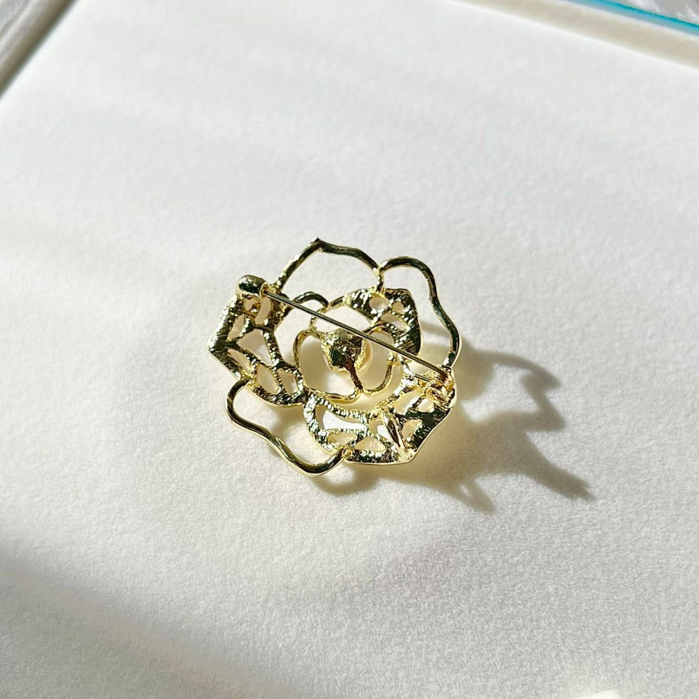 Freshwater Pearl Brooch - Camellia - Akuna Pearls