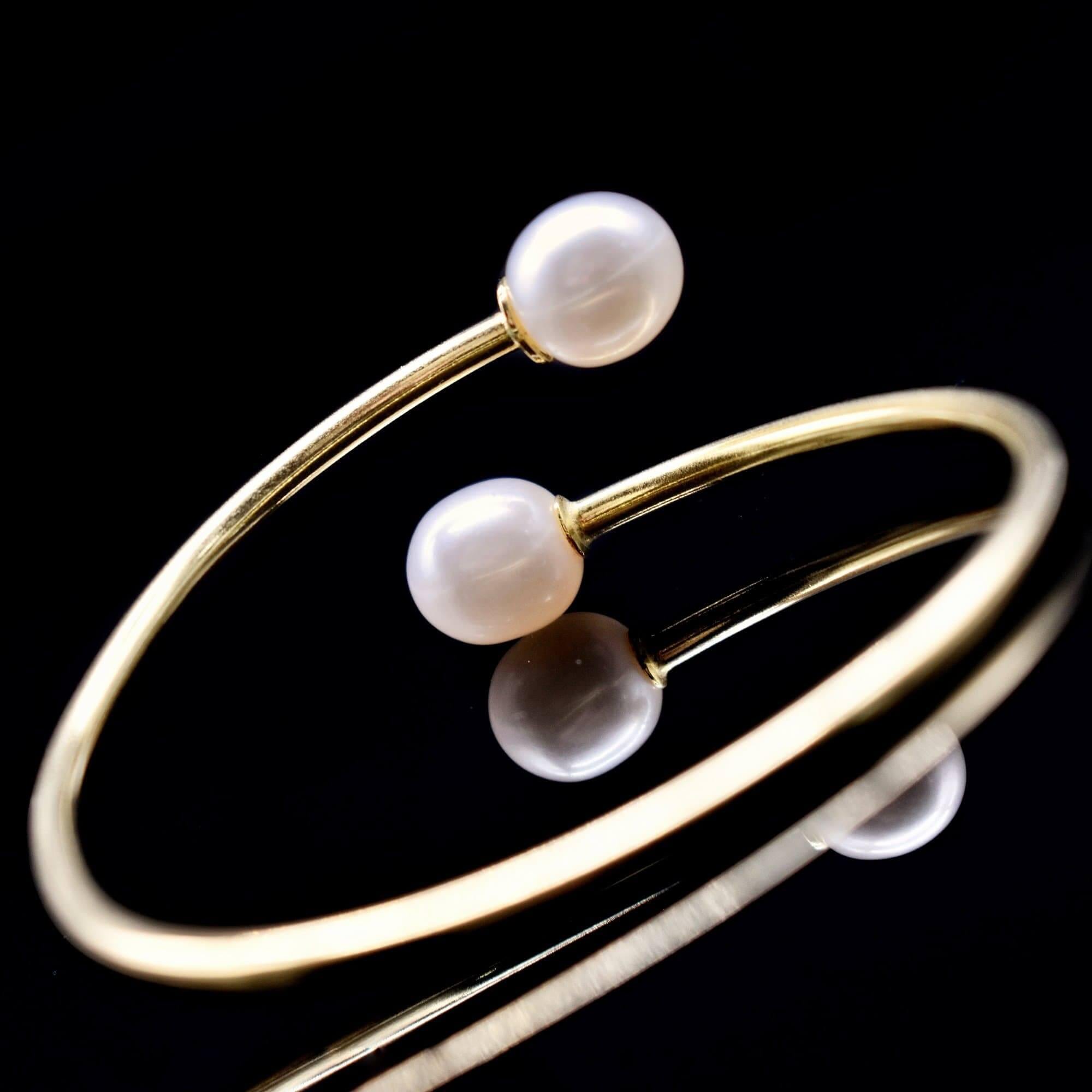 Freshwater Pearl Bangle - Ultimate I - Akuna Pearls