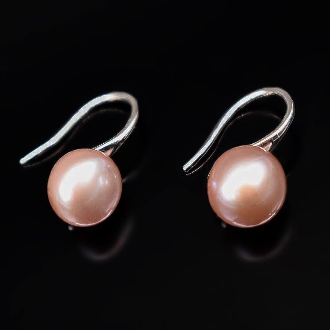 Freshwater Pearl Hook Earrings - High Heel - Akuna Pearls