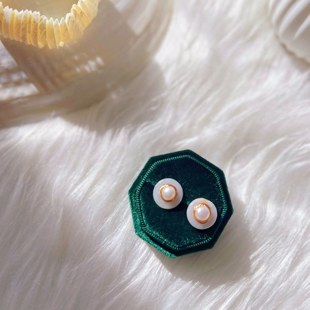 Freshwater Pearl Stud Earrings - Jade - Akuna Pearls