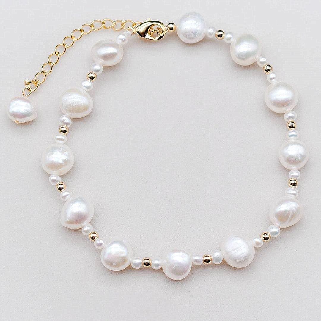 Amazon.com: NW White Baroque natural freshwater pearl bracelet (white, 7.8  inch): Clothing, Shoes & Jewelry