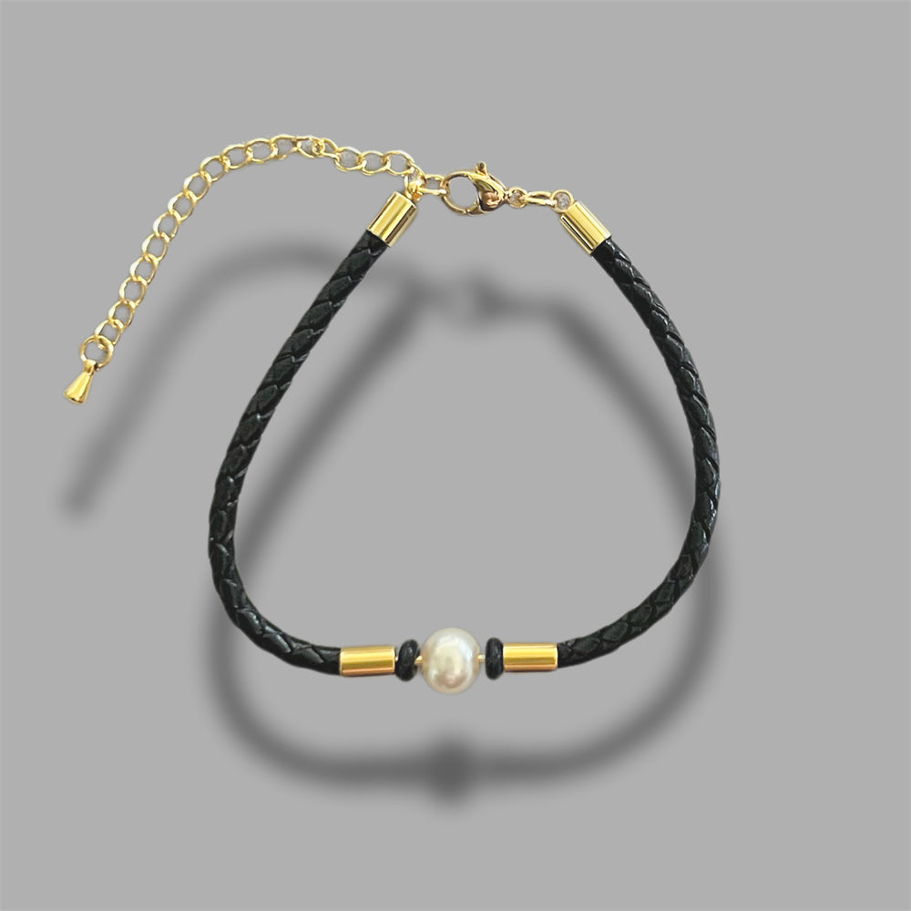 Freshwater Pearl Leather Bracelet - Claire - Akuna Pearls