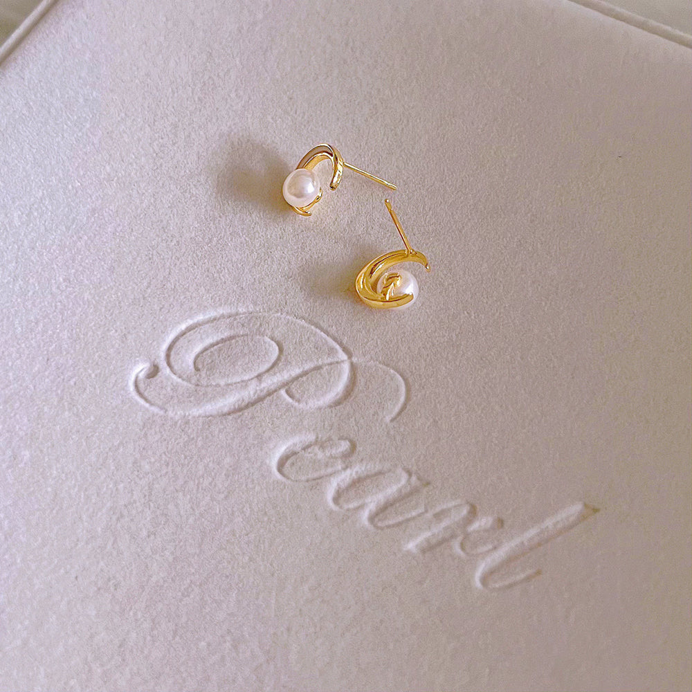 Freshwater Pearl Stud Earrings - Crescent - Akuna Pearls