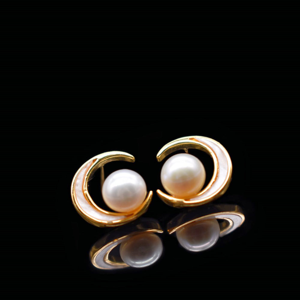 Freshwater Pearl Stud Earrings - Crescent - Akuna Pearls