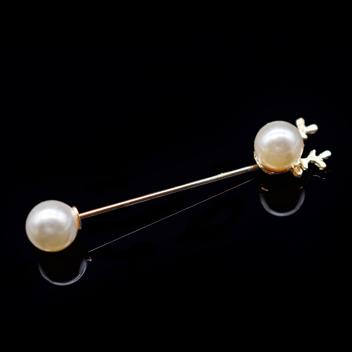 Faux Pearl Fashion Pin - Reindeer - Akuna Pearls