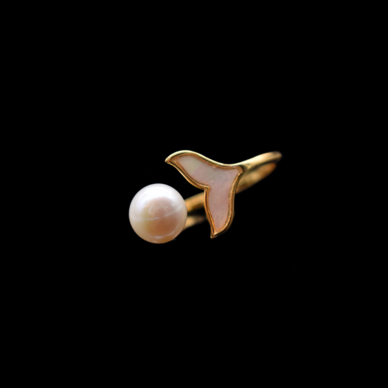 Freshwater Pearl Open Ring - Fish Tail - Akuna Pearls